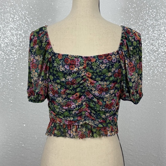 Urban Outfitters Cropped Floral Mesh Sweetheart top size Large women’s - Picture 3 of 9